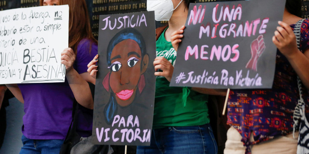 Mujeres protestan contra el asesinato de Victoria Salazar Arriaza por parte de la policía mexicana. 29 de marzo de 2021.
José Cabezas / Reuters