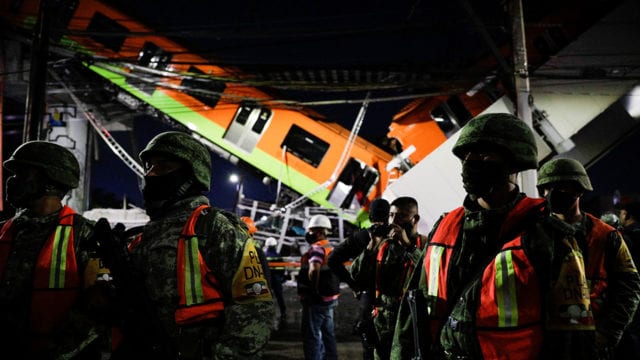 AMLO decreta duelo nacional de tres días por accidente en Línea 12