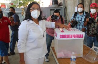 Participa Abelina López en Encuesta Ciudadana