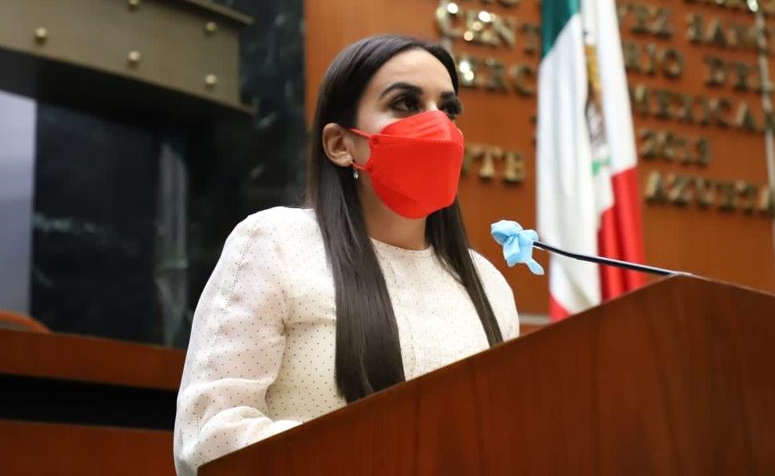 Proponen dar un día con goce de sueldo a trabajadores que se realicen estudios por Cancer de Mama