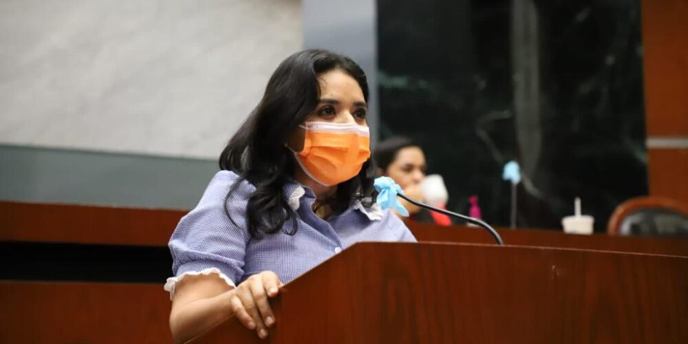 Analizan exhorto a Salud Federal en torno a la vacunación de menores contra el COVID 19