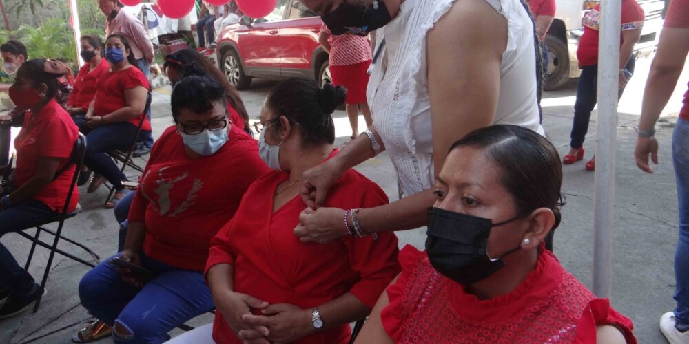 Llama DIF a prevenirse ante el VIH