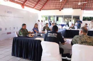 Preside gobernadora Evelyn Salgado sesión de Mesa de Coordinación para la Construcción de la Paz en Zihuatanejo