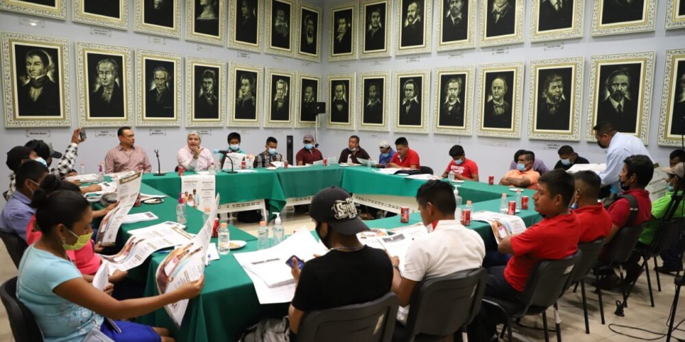 Exponen diputados al consejo municipal de Ayutla de los Libres las leyes y reformas relacionadas con la consulta a los pueblos Indígenas y Afromexicanos