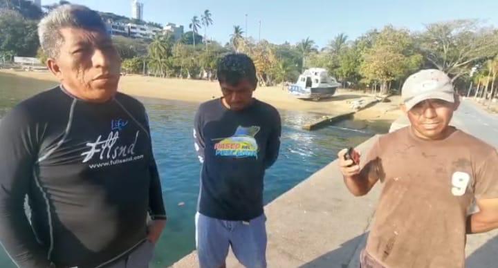 Rescatan sanos y salvos a tres pescadores de Acapulco