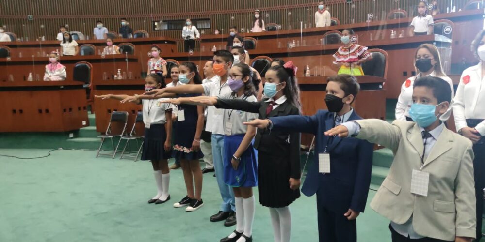 Acoso cibernético y mayor seguridad entre los temas planteados en el Parlamento Infantil