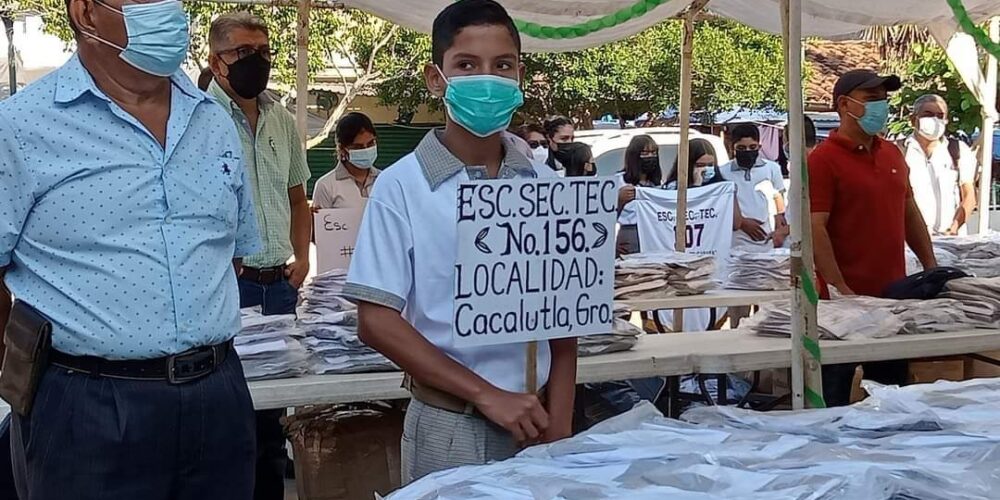 Inicia SEG registro estatal de uniformes escolares