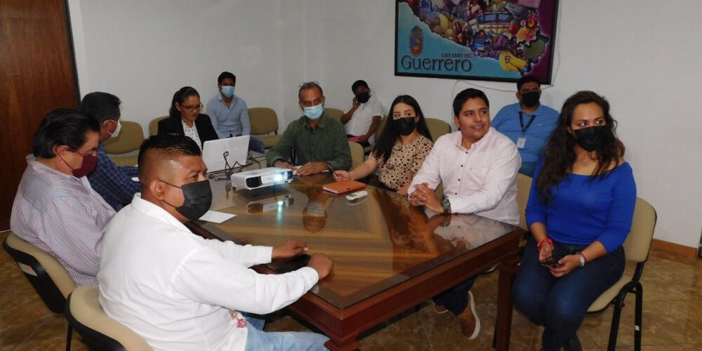 Capacita la SEFODECO a productores y empresarios para obtener financiamientos