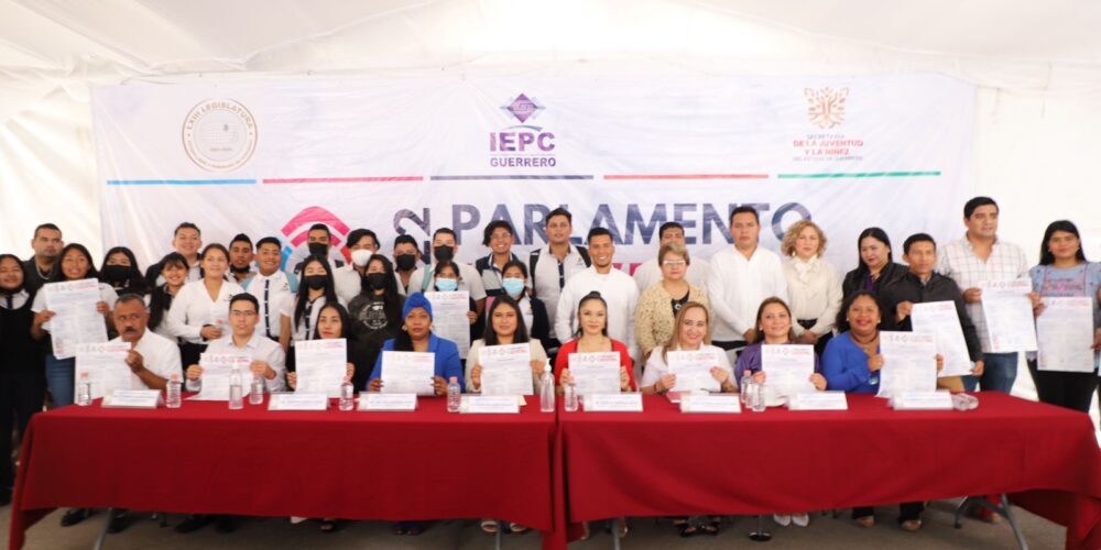 Presentó la Sejuve la convocatoria para elegir a los integrantes del Parlamento Juvenil 2022