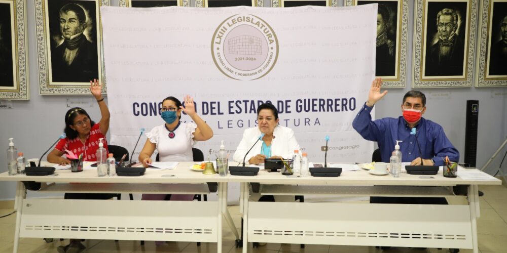 Presentan iniciativa para garantizar la postulaciónde indígenas y afroamericanos en diputaciones y Ayuntamientos.