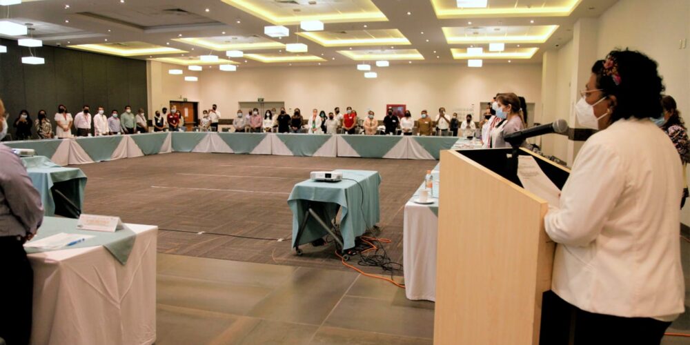 Imparten curso de capacitación para la atención integral a mujeres en situación de aborto, interrupción voluntaria y legal del embarazo