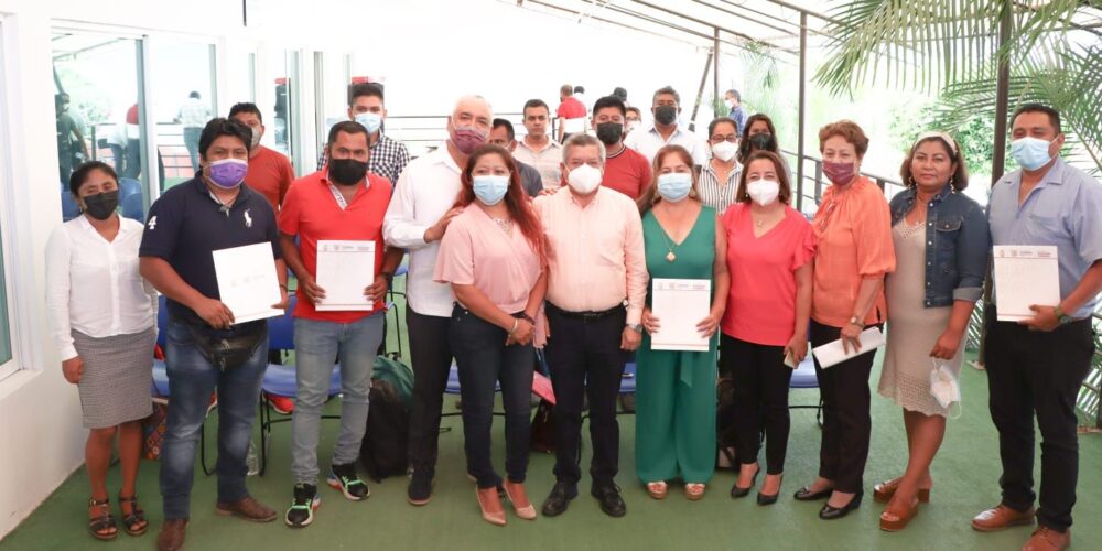 Entrega la SEG, 18 nombramientos de la convocatoria de la UESICAMM “Por horas Adicionales”