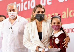 “La Educación es el único camino para la paz, para el desarrollo y el bienestar duradero”: Evelyn Salgado