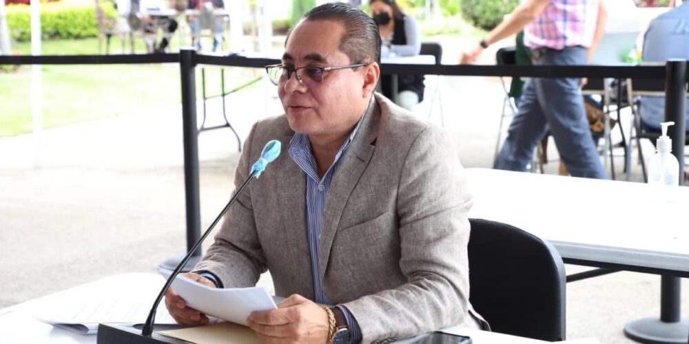 Plantean reforma a la Constitución Política de Guerrero para reconocer la ciudadanía local a quienes procrean hijos en la entidad