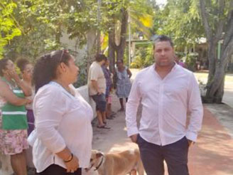 Titular de SECTUR, Guerrero recorre zona el pueblito para evaluar y atender necesidades de prestadores turísticos