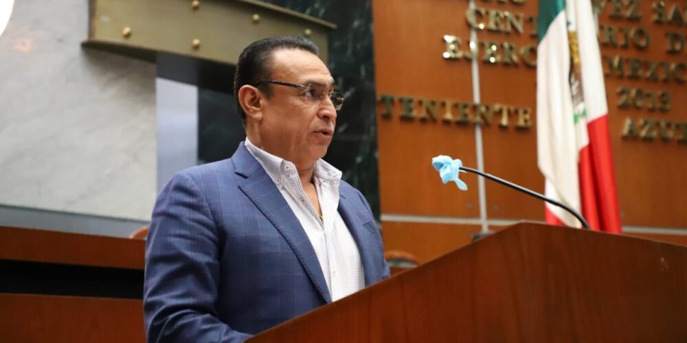 Pugna diputado Efrén López cortés por dar mayor presupuesto al turismo y el campo de la Costa Chica