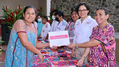 Premian a 52 artesanos de Xochistlahuaca, Tlacoachistlahuaca y Ometepec en el XIV concurso regional de arte popular, textiles y alfarería de Costa Chica Guerrero 2022