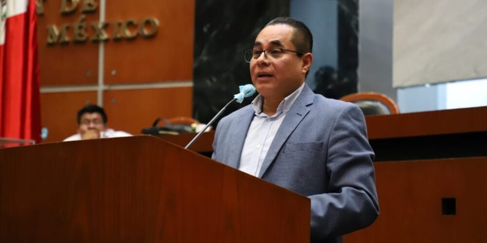 Plantean reforma para la gratuidad de estacionamientos en centros comerciales