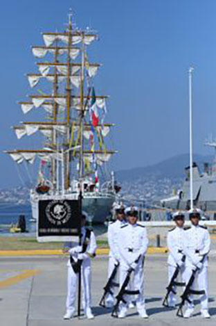 Reconoce Evelyn Salgado a la armada de México en la construcción de un país más seguro