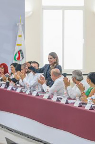 Asiste Evelyn Salgado a la sesión del Consejo Nacional de Seguridad Pública y de Protección Civil encabezado por el Presidente Andrés Manuel López Obrador en Veracruz