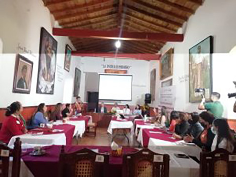 Capacitan a titulares de las instancias municipales de las mujeres, sobre la institucionalización a la transversalización de género