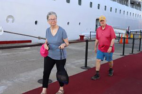 Acapulco recibió el crucero número 13 de la temporada, con 999 personas a bordo