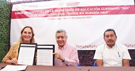 Firma la SEG y la asociación civil niños en alegría convenio para rehabilitación de espacios educativos