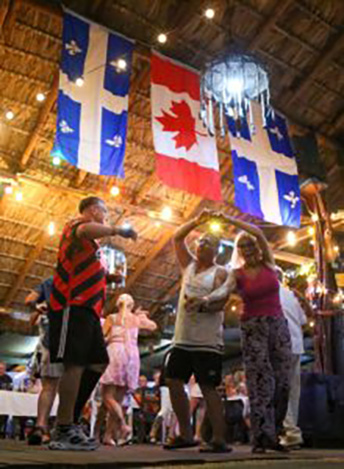 Guerrero y Acapulco vuelven a brillar con la llegada de turistas extranjeros