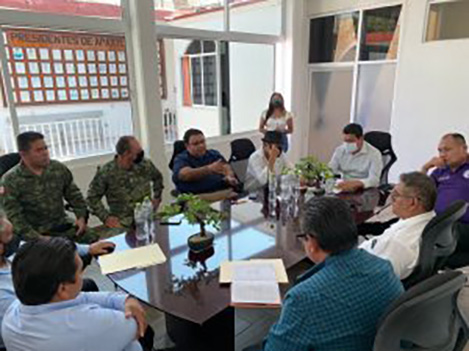 Gobierno de Guerrero consolida acciones de beneficio social en el municipio de Apaxtla de Castrejón