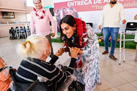 Entrega Liz Salgado Pineda diversos apoyos y aparatos funcionales a comunidades de la Región Norte del Estado