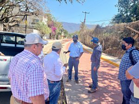 Supervisa titular de CICAEG obras de conservación de la carretera Iguala-Tuxpan