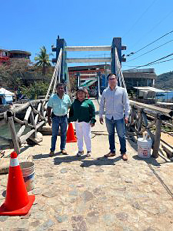 Supervisa titular de la SDUOPOT infraestructura turística en playas caleta y caletilla