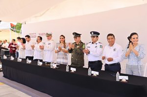 Asiste Evelyn Salgado a la ceremonia por el 109 aniversario de la gesta heroica del Puerto de Veracruz