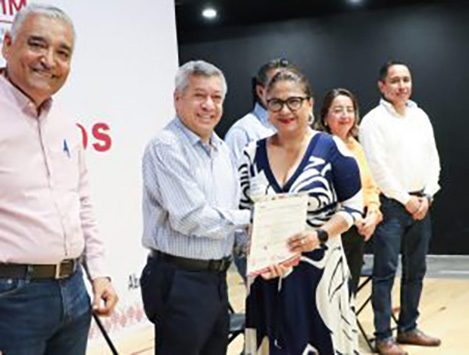 Entrega SEG 191 plazas de promoción a maestros de educación básica