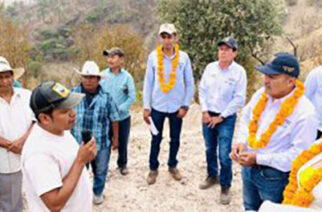 Se invertirán más de 3.6 mdp en la pavimentación de la carretera (Chilpancingo-Tlapa)- Ayotzinapa en el municipio de Tlapa