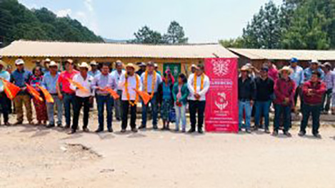 Inicia CICAEG la rehabilitación de la carretera Metlatónoc-Cochoapa el Grande y la pavimentación del camino Zacatipa-Xalatzala