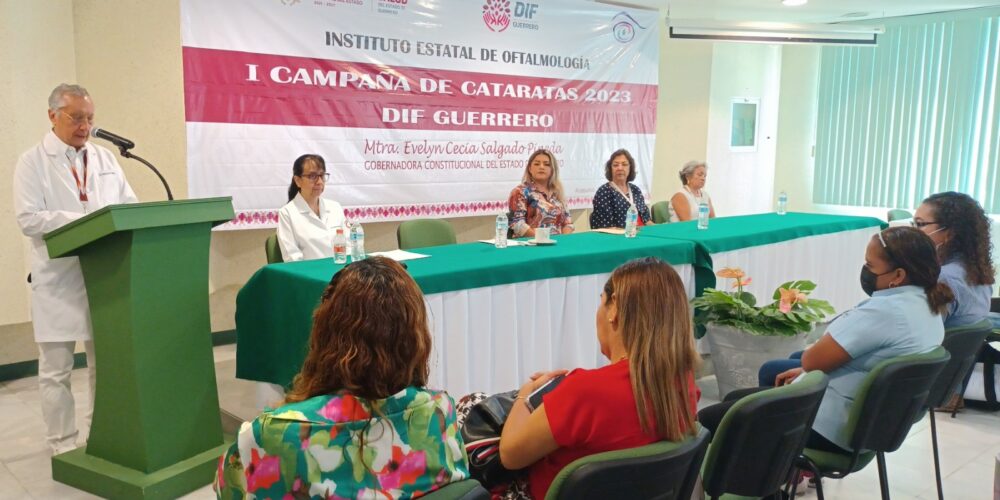 Realiza el DIF Guerrero campaña de cirugía de cataratas