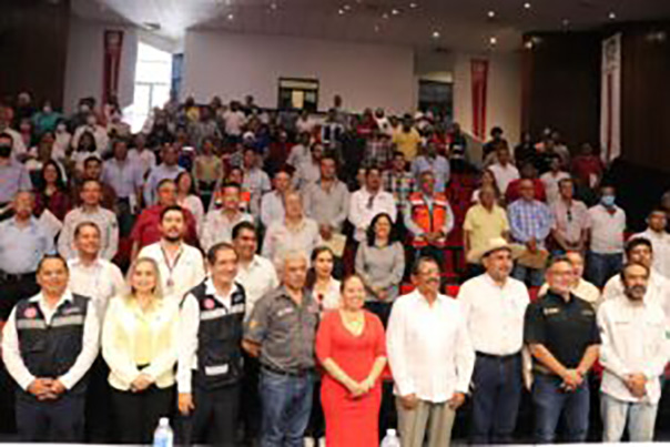 Capacita la SGIRPCGRO a representantes de la industria de la construcción de Guerrero