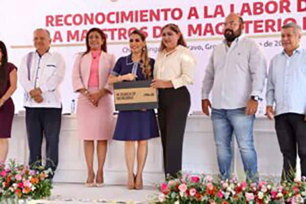 Fortalece Evelyn Salgado capacidades tecnológicas del magisterio estatal para mejorar la calidad educativa en Guerrero