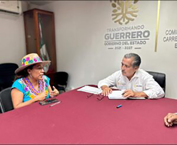 EDirector general de CICAEG Martín Vega González recibió en sus oficinas a la diputada federal María del Rosario Reyes Silva