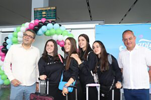 Llega nuevo vuelo de León al Aeropuerto Internacional de Acapulco