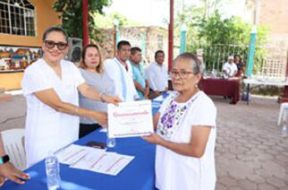 Premian a ganadores del concurso Regional Los Pintores Nahuas del Alto Balsas “Historias Narradas en Amate 2023