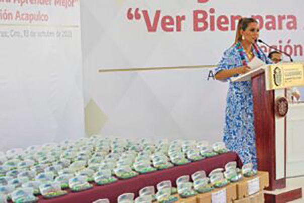 Entrega Evelyn Salgado 3 mil 298 apoyos del programa Ver Bien para Aprender Mejor