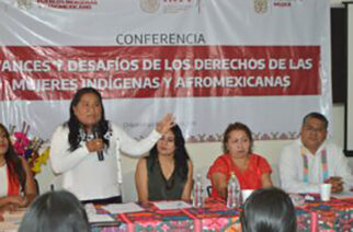 Imparten conferencia para conmemorar el Día Internacional de la Mujer Indígena