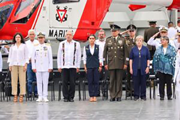 En Acapulco el presidente Andrés Manuel López y la gobernadora Evelyn Salgado presiden ceremonia por la conmemoración del Día de la Armada de México