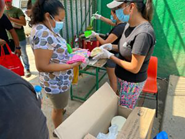 SEJUVE continúa tendiendo a vecinos y habitantes del albergue con calidad