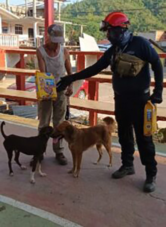 Unidad Canina de Búsqueda y Rescate de Protección Civil Guerrero visitaron las localidades del Km 21