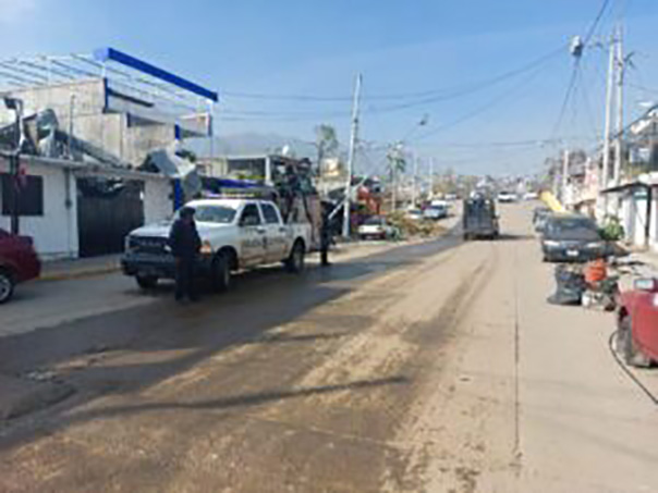 Continúan los recorridos por parte de elementos de la Policía Estatal en colonias y avenidas de Acapulco