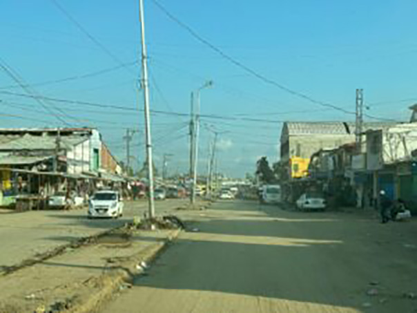 Personal de IGIFE continua con labores de limpieza de calles y avenidas en la zona de la central abasto