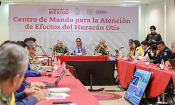 Encabeza la gobernadora Evelyn Salgado la 59 reunión de evaluación en el Centro de Mando para la Atención de Efectos del Huracán Otis